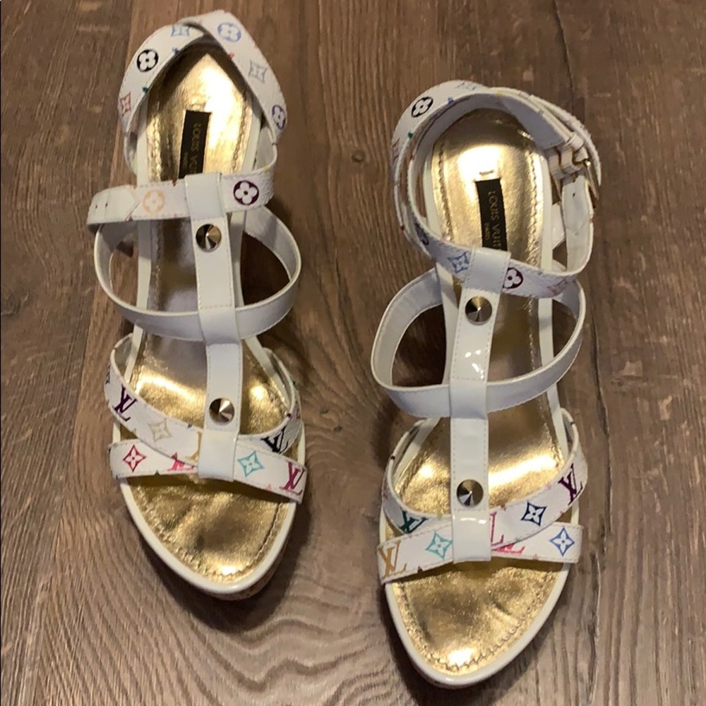 SUPER RARE LOUIS VUITTON WHITE Multi Wedge 37.5